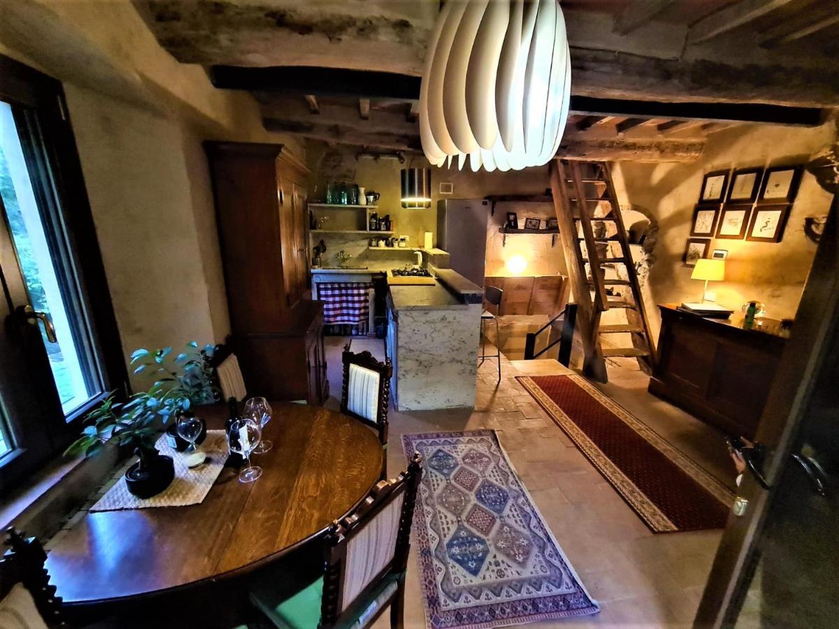 Incantevole Casa Sul Fiume, Relax E Natura Ai Piedi Della Alpi Apuane Massa  Exterior foto