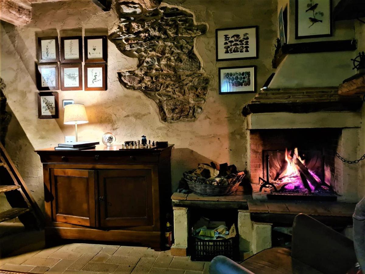 Incantevole Casa Sul Fiume, Relax E Natura Ai Piedi Della Alpi Apuane Massa  Exterior foto